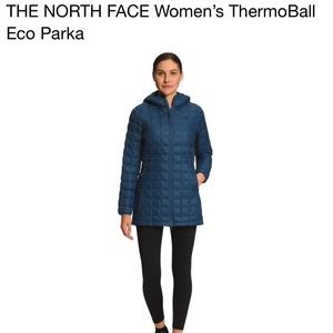Like new North Face women’s medium thermoball parka shady blue. Great for spring